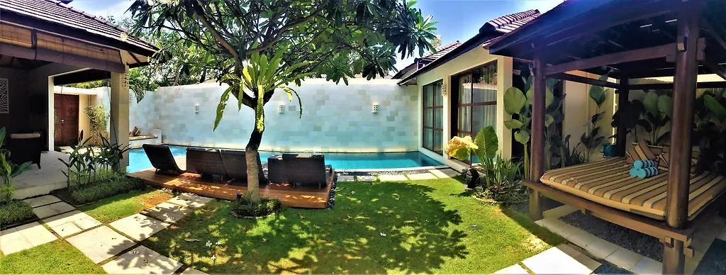 Arama Poolside Villa Seminyak