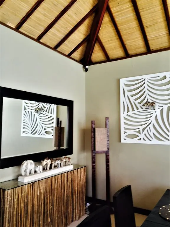 Arama Poolside Villa Seminyak